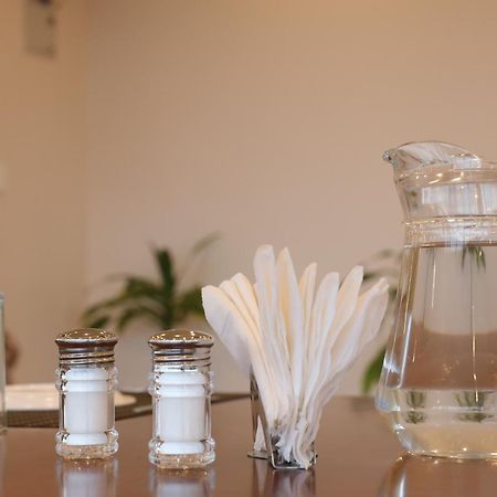 Vovo Premier Hotel Bangalore Eksteriør bilde